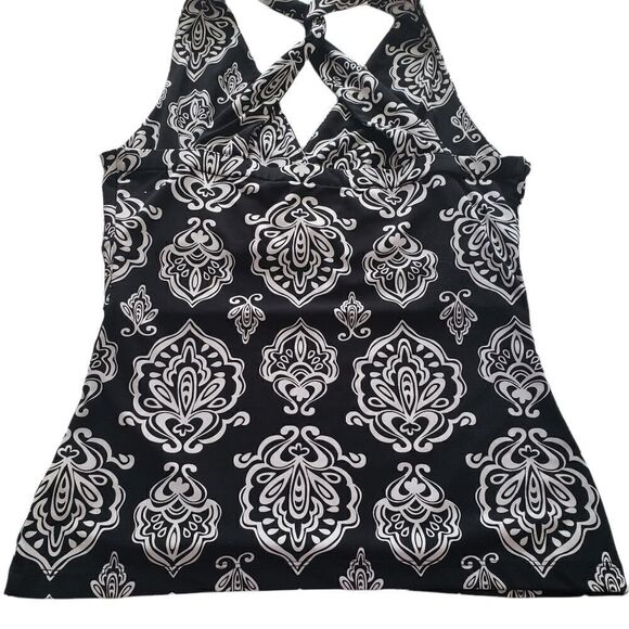 White House Black Market Signature Knits Twisted Back Straps Halter Top - Picture 5 of 12